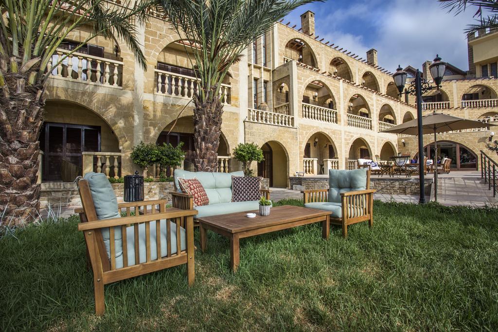 Le Chateau Lambousa 4* Lapta